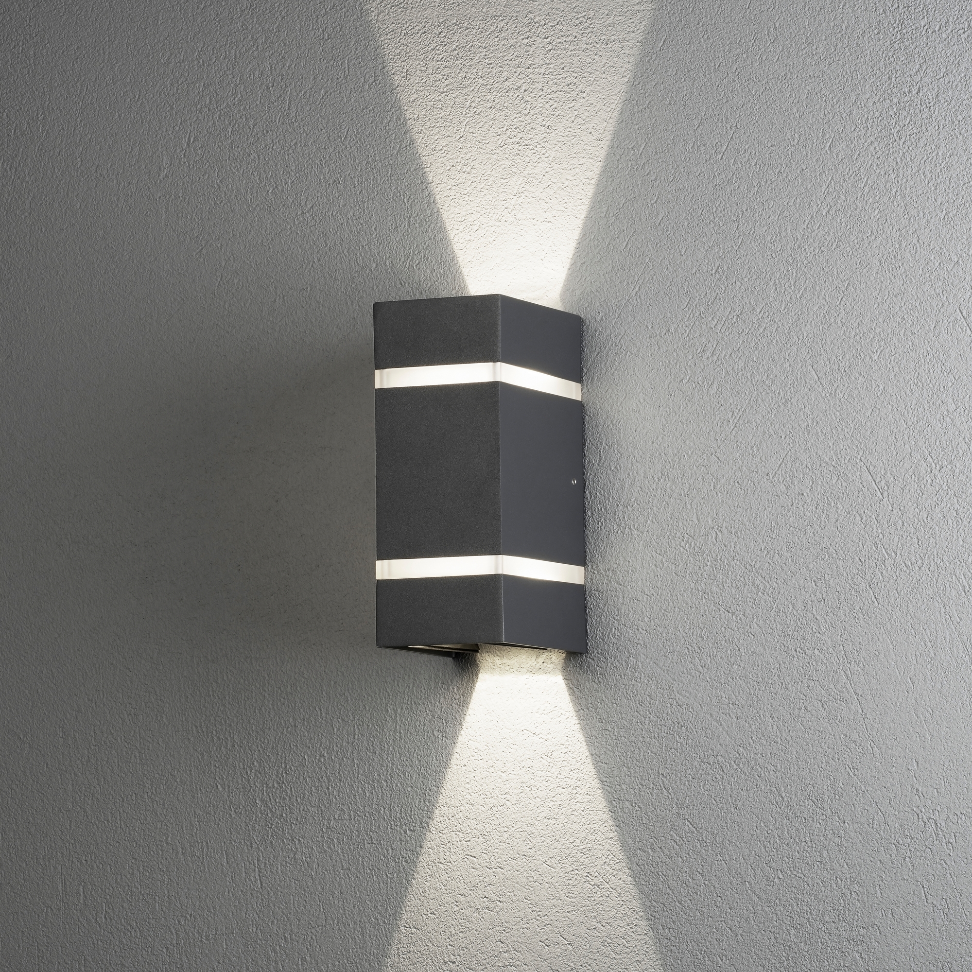 Vegglampe Gnosjö Konstsmide Cremona Opp/Ned 2x3W High Power LED