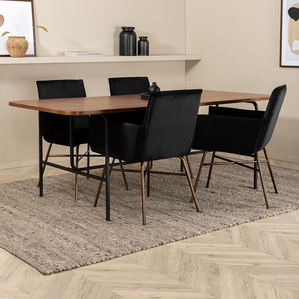 Spisegruppe Venture Home Chicago med 4 Annika Stoler
