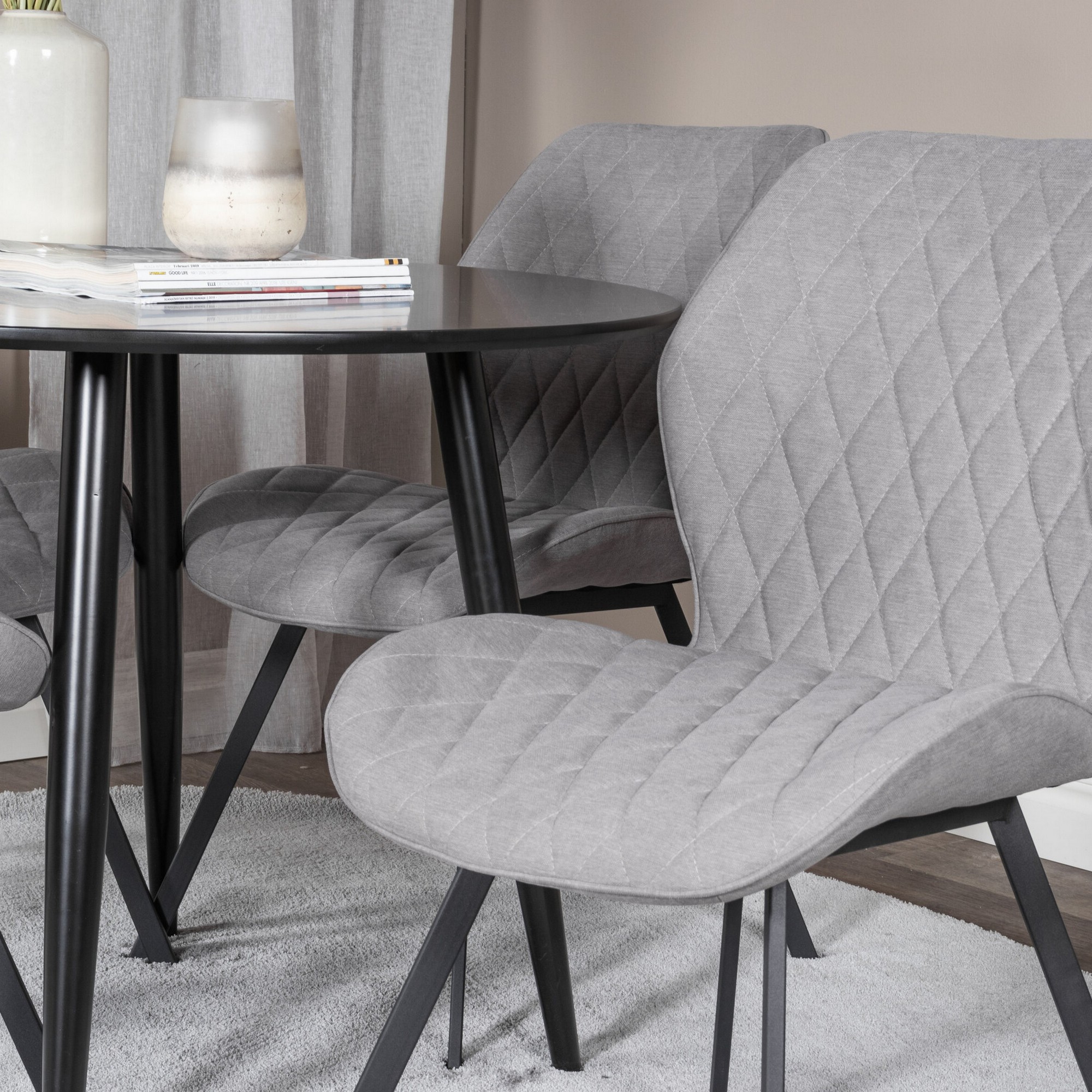 Spisegruppe Venture Home Plaza med 4stk Gemma Stoler