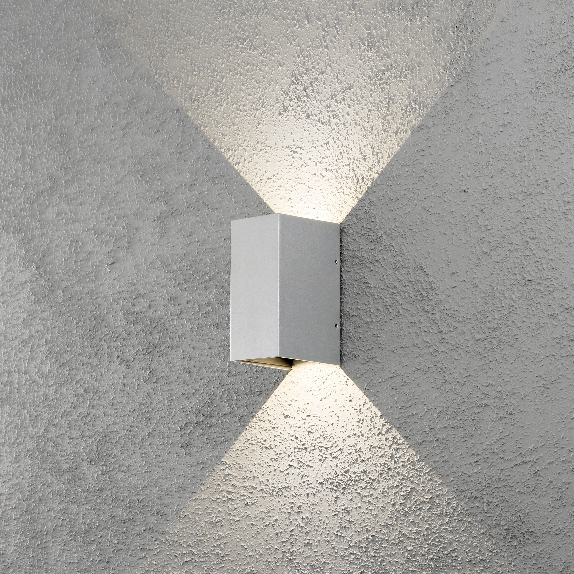 Vegglampe Gnosjö Konstsmide Cremona 2x3W Høyeffekt LED