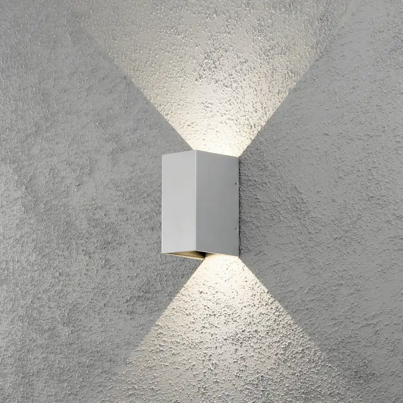 Vegglampe Gnosjö Konstsmide Cremona 2x3W Høyeffekt LED