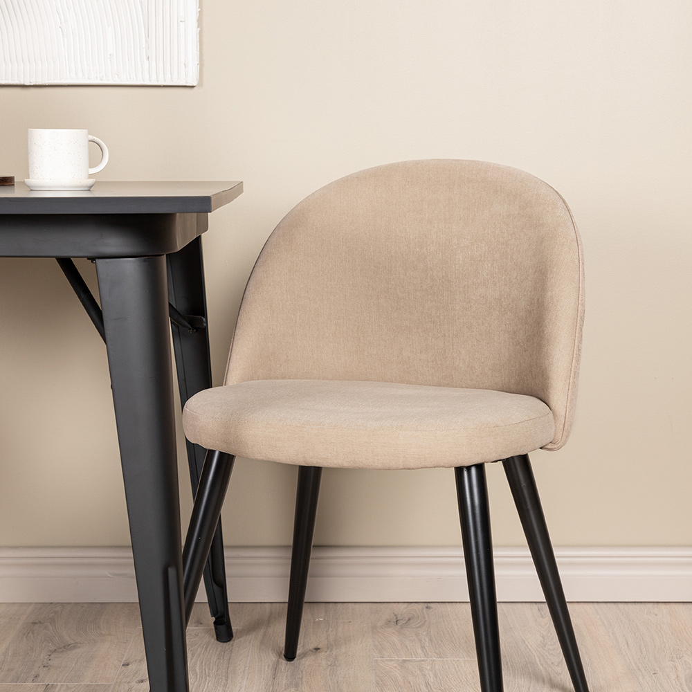 Spisegruppe Venture Home Tempe med 2 Velvet Stitches Stoler