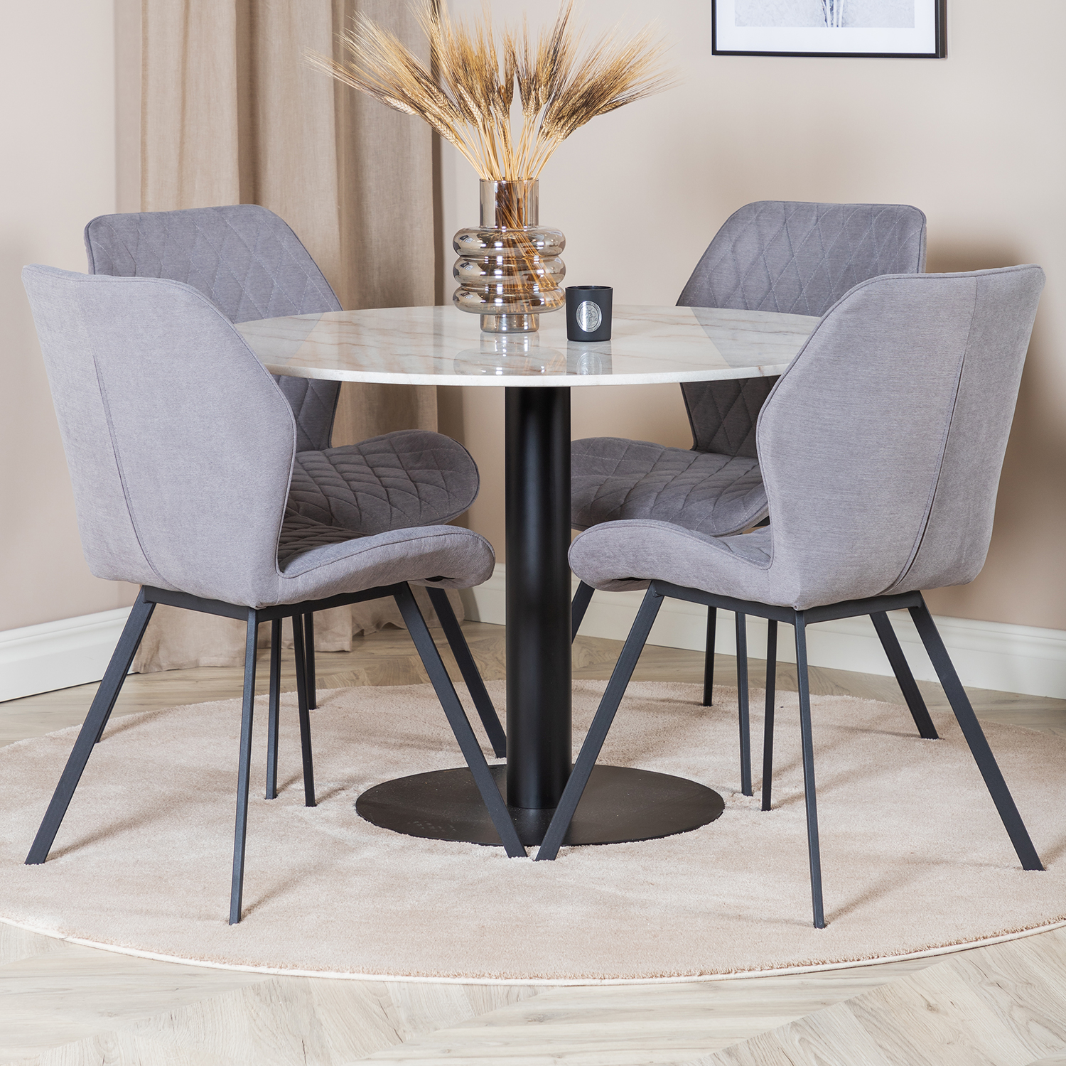 Spisegruppe Venture Home Estelle med 4 Geneva Stoler Polyester