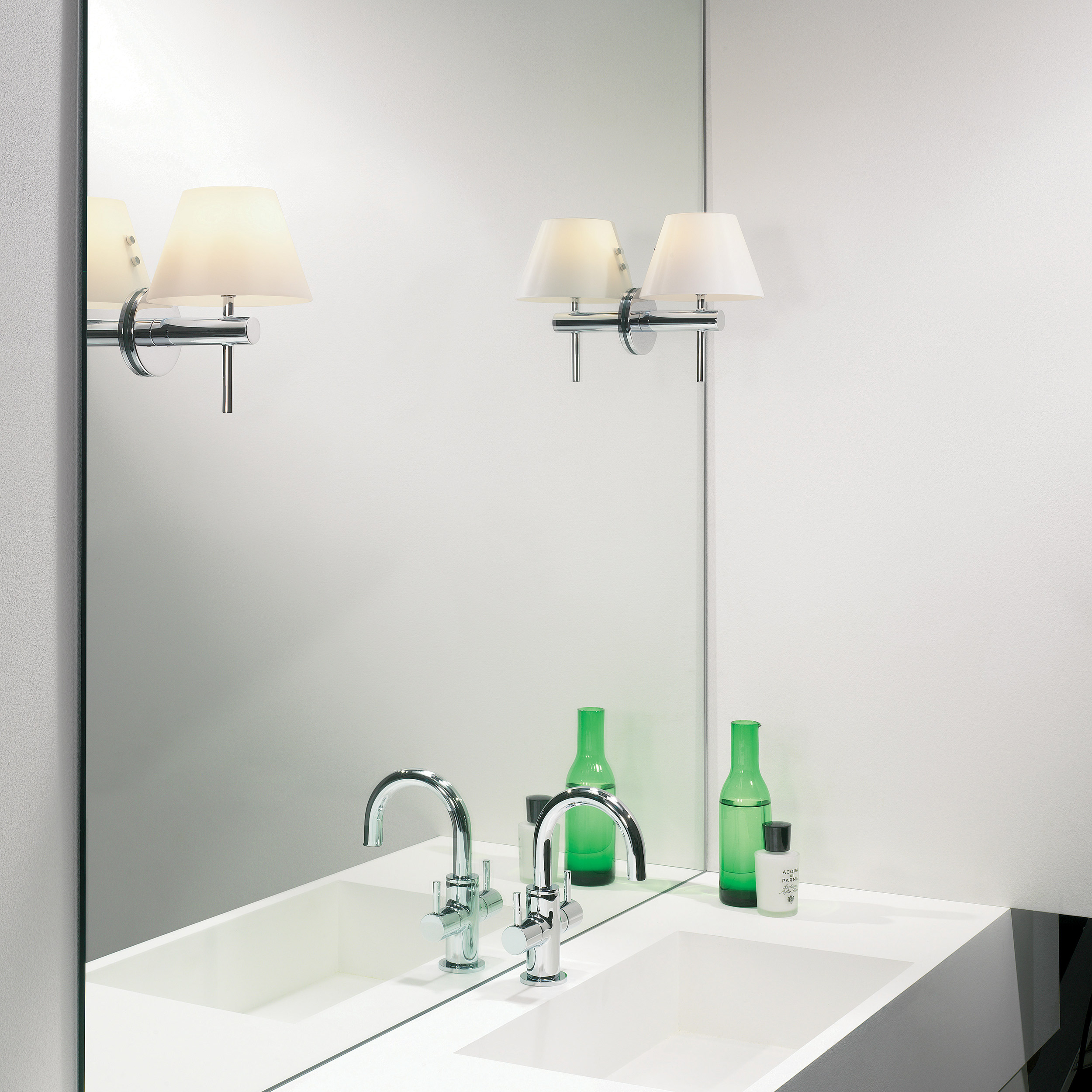 Vegglampe Astro Roma uten Bryter