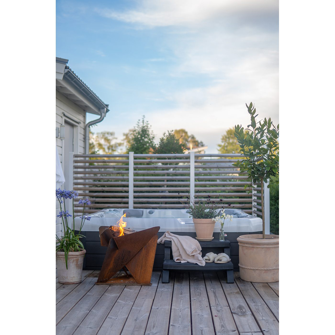 Bålpanne Jabo Triangel Inkl Fat Corten 64x64x54 cm