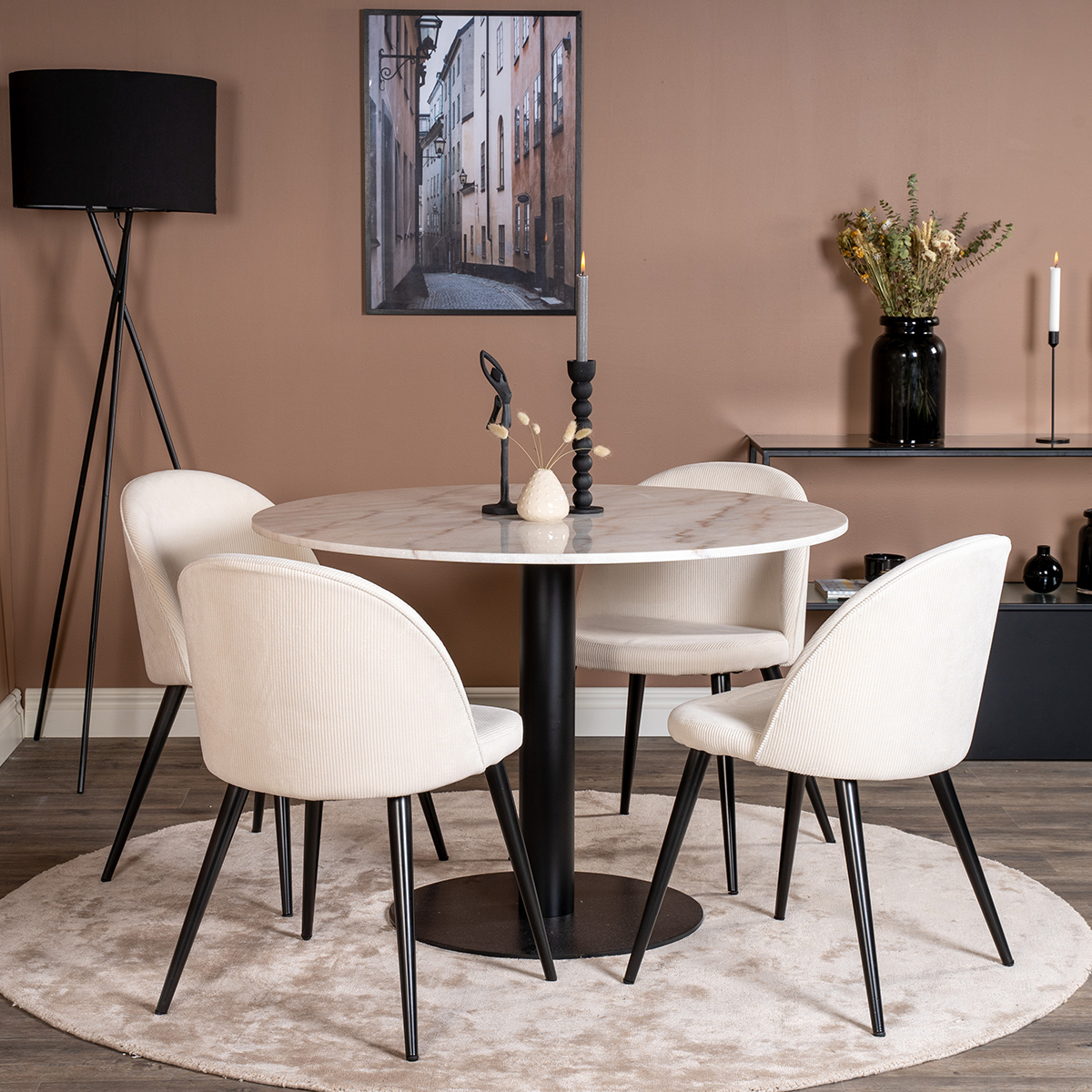 Spisegruppe Venture Home Estelle Rundt med 4 Valentina Stoler