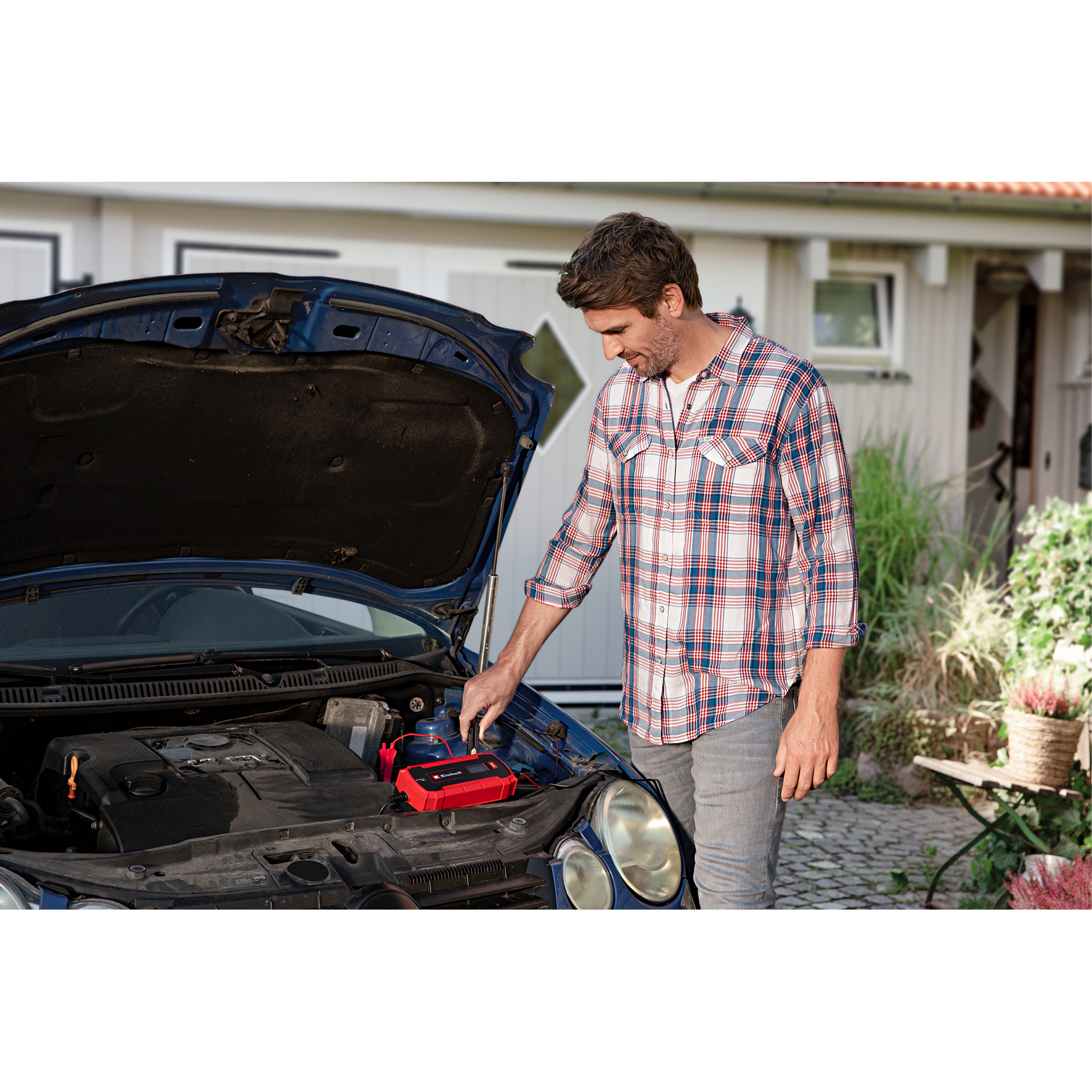 Batterilader Einhell CE-BC 10 M