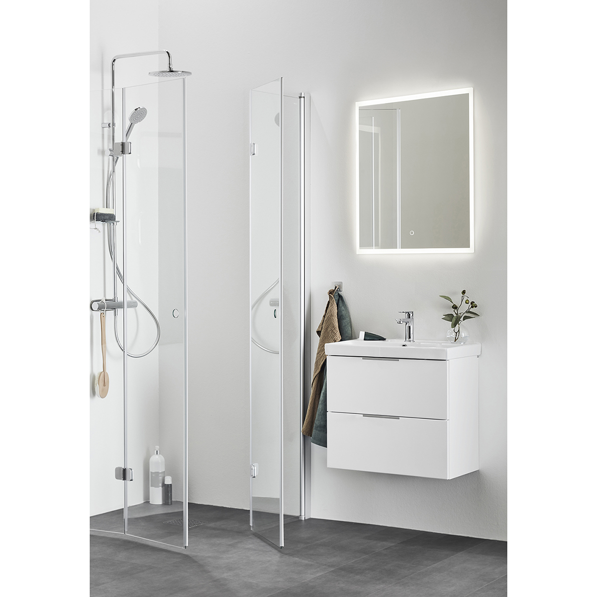 Möbelpaket Hafa Neat med Lådor och Spegel Store Square LED