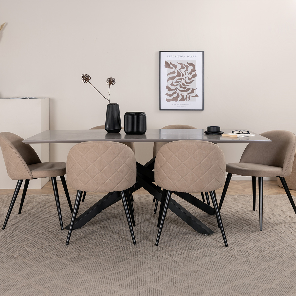 Spisegruppe Venture Home med Piata Spisebord og 6 Valentina Stitcthes Spisestoler