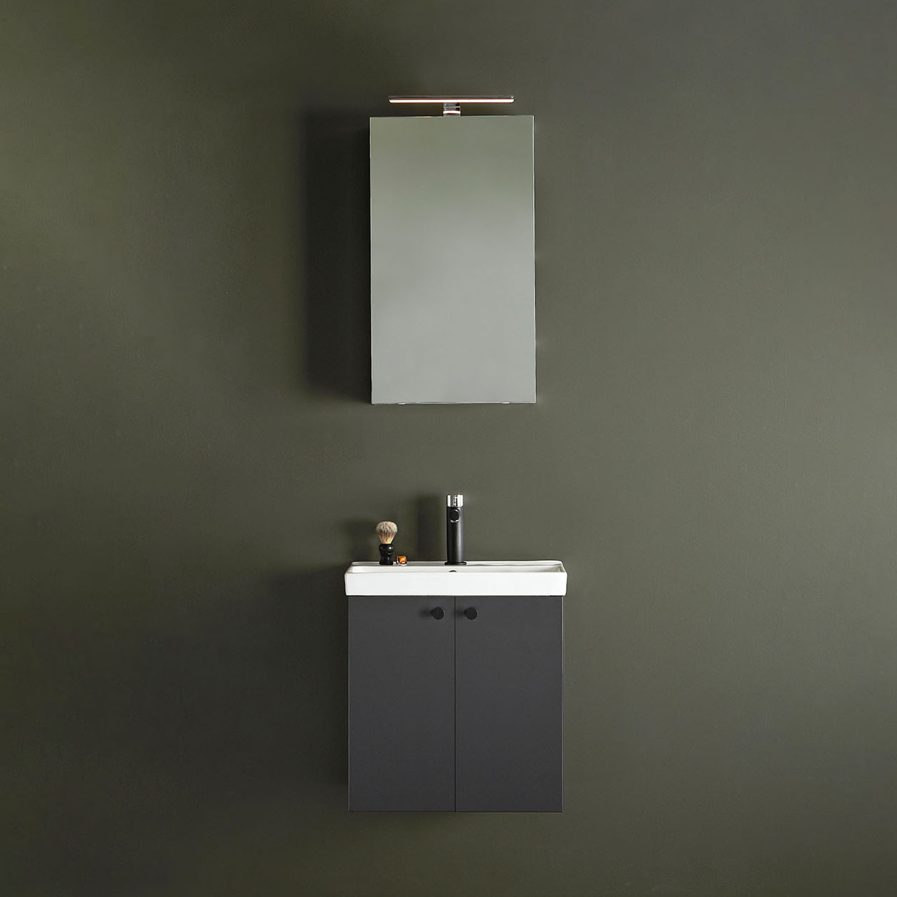 Servantskap Hafa Neat med Skapdør