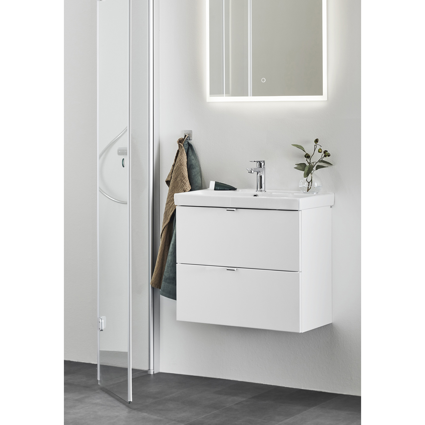 Servantskap Hafa Neat med Servant og Skuffer