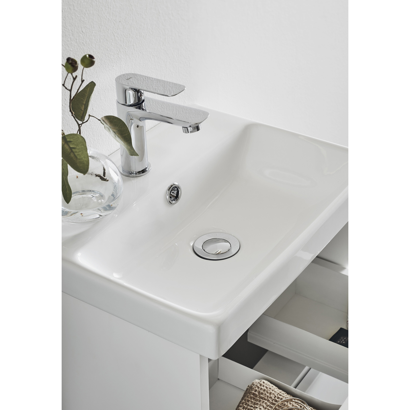 Servantskap Hafa Neat med Servant og Skuffer