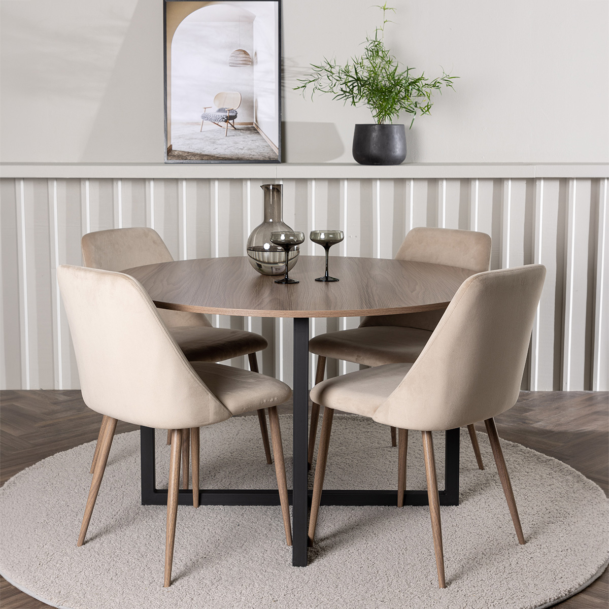 Spisegruppe Venture Home Durango Ø120 cm med 4 stk Night Stoler