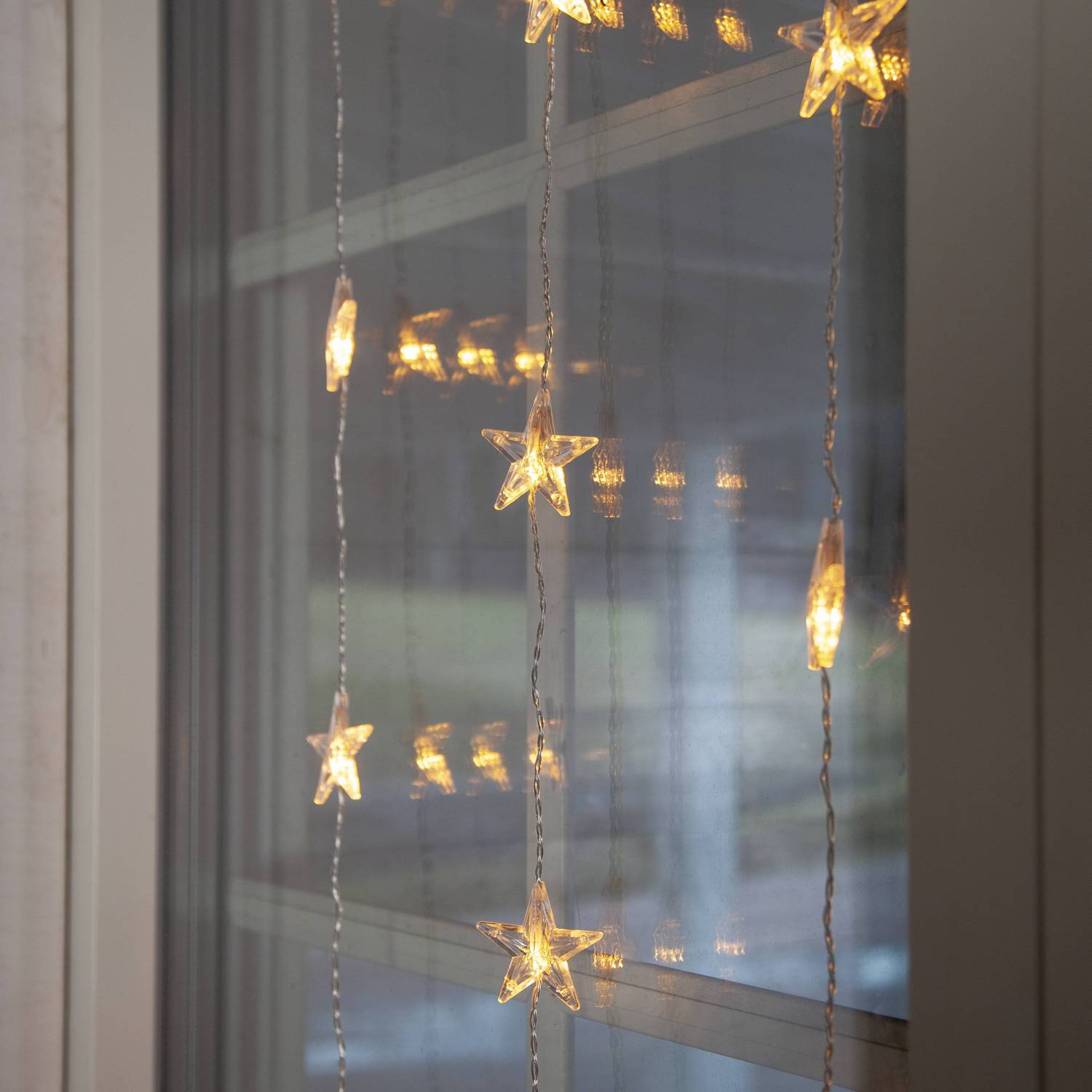 Lysgardin Star Trading Star Curtain Hengende Gardinslenke med Stjerner LED