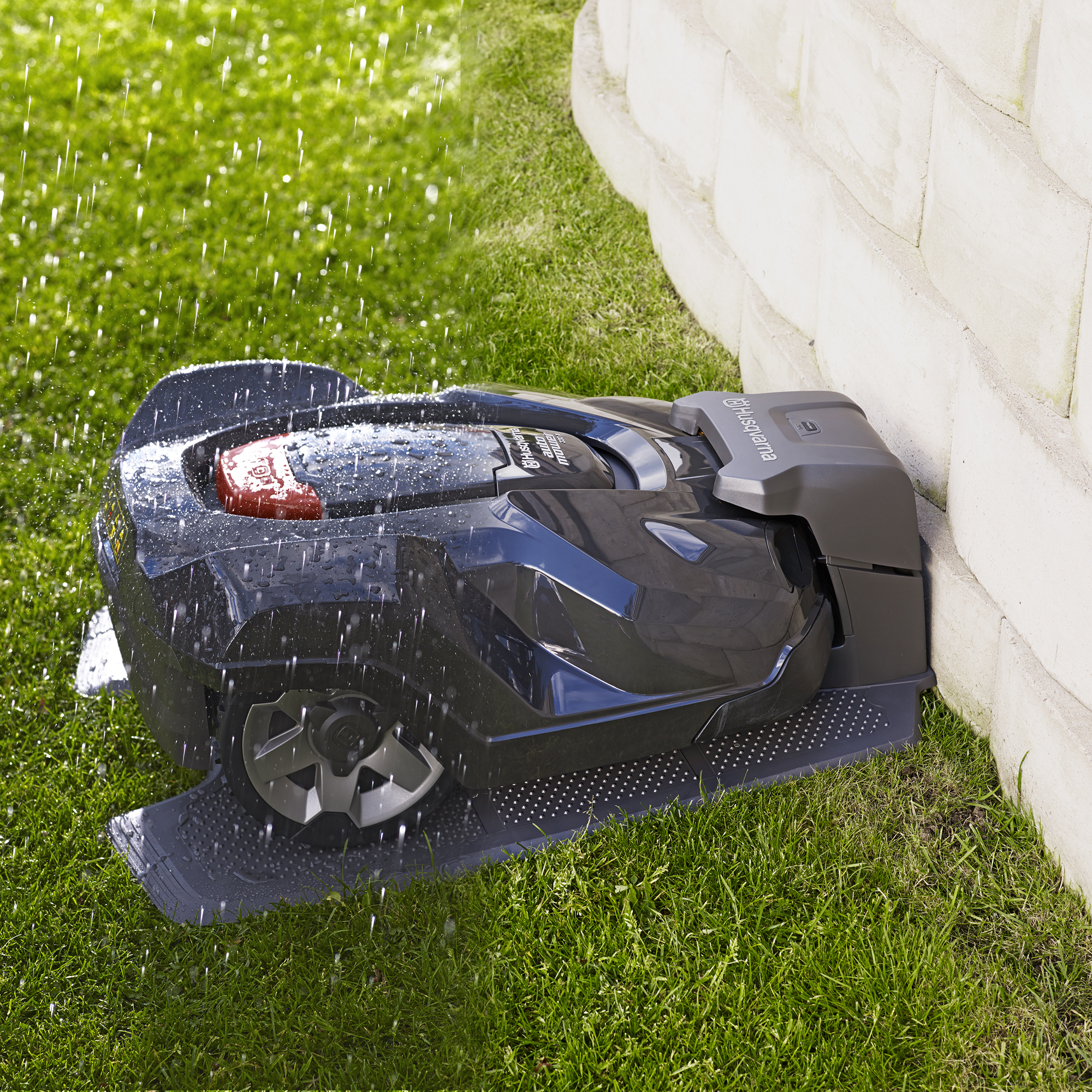 Robotgressklipper Husqvarna Automower® 305E NERA