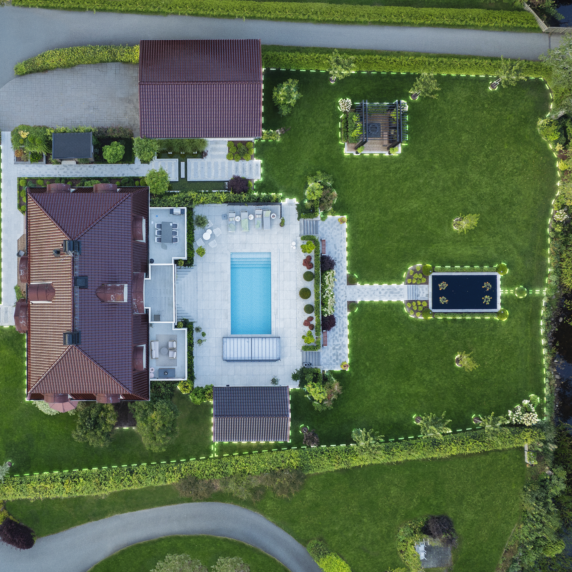 Robotgressklipper Husqvarna Automower® 305E NERA