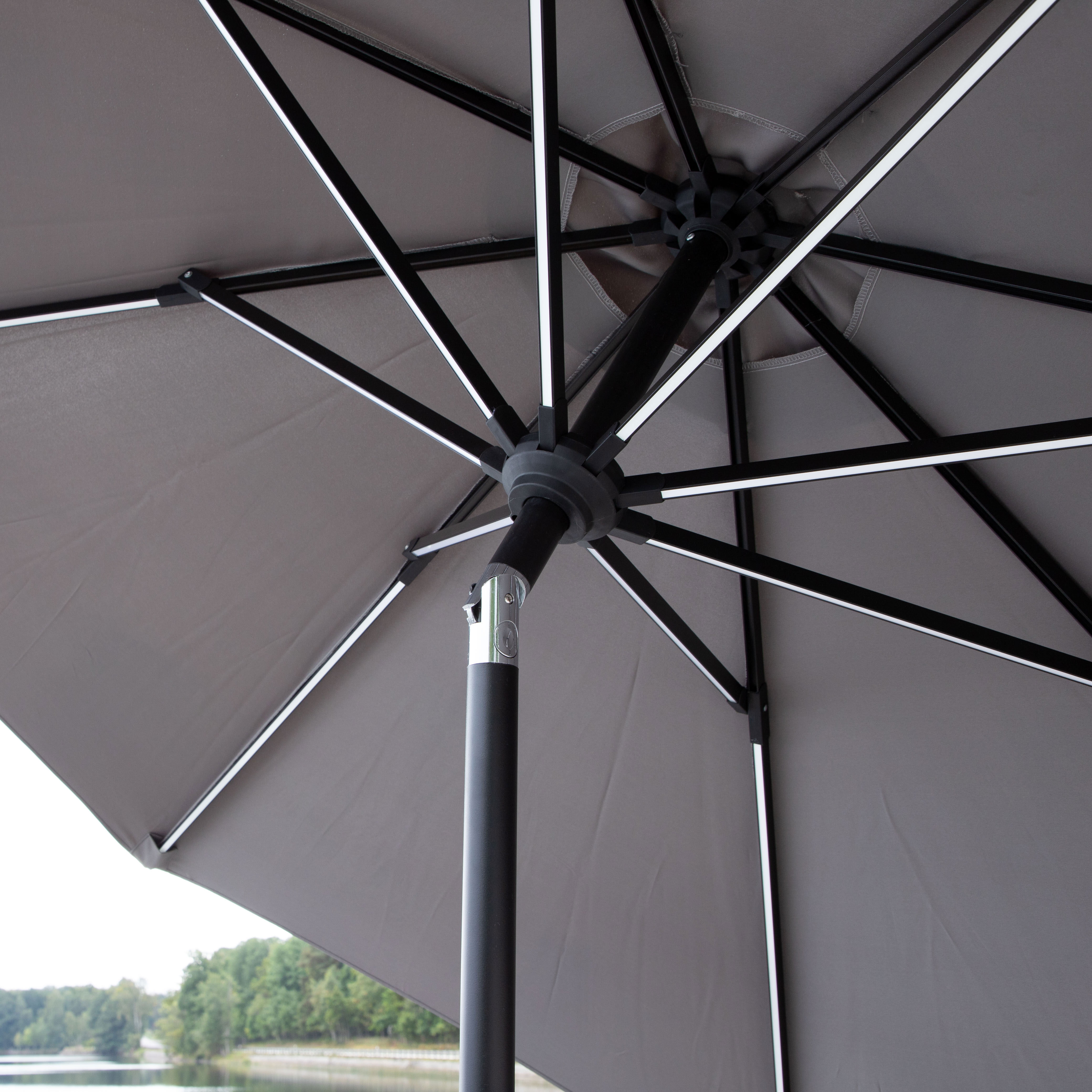 Parasoll Venture Home Sudan med LED-belysning og Vippefunksjon