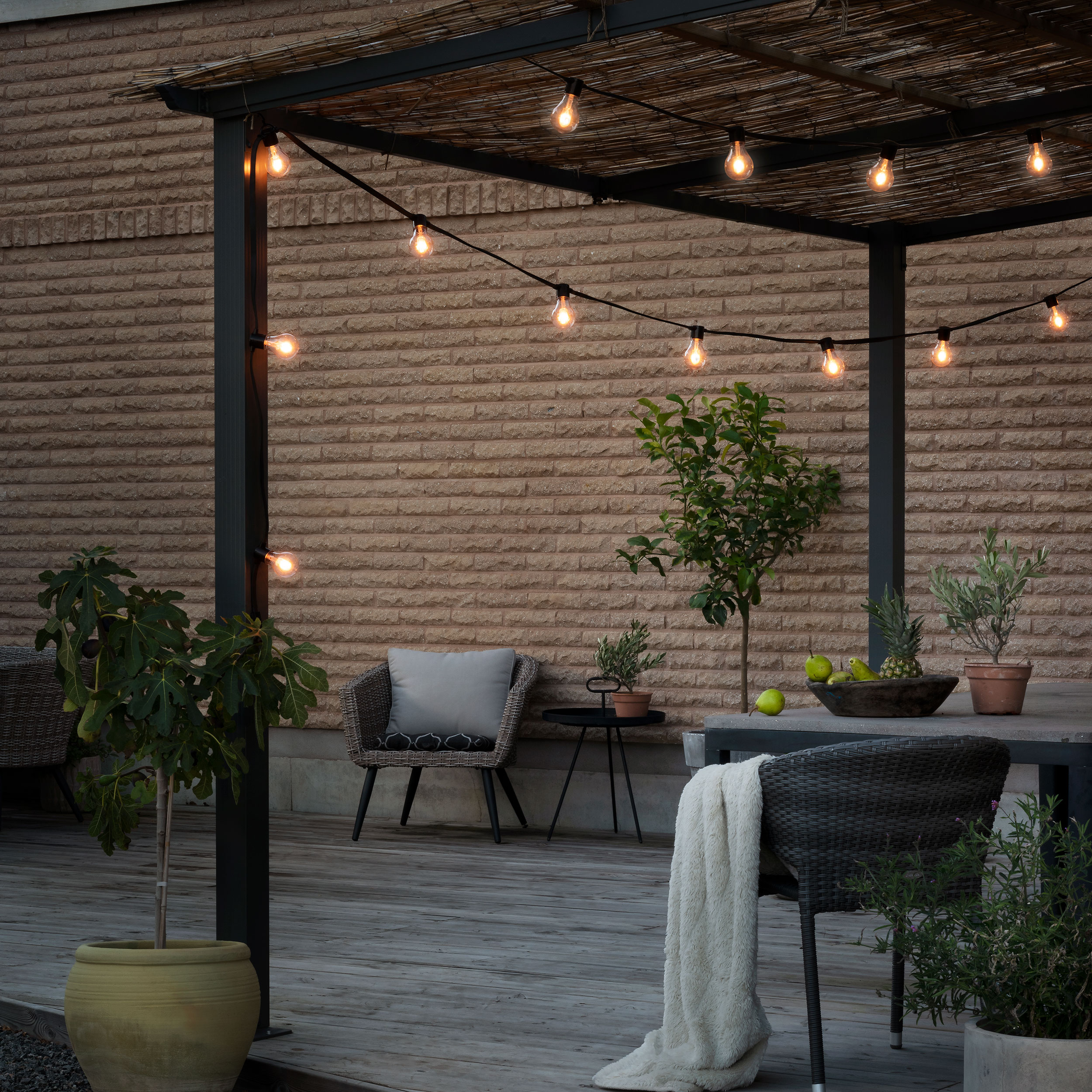 Lyslenke Gnosjö Konstsmide Amber M-form Utbyttbar LED 4,5 m