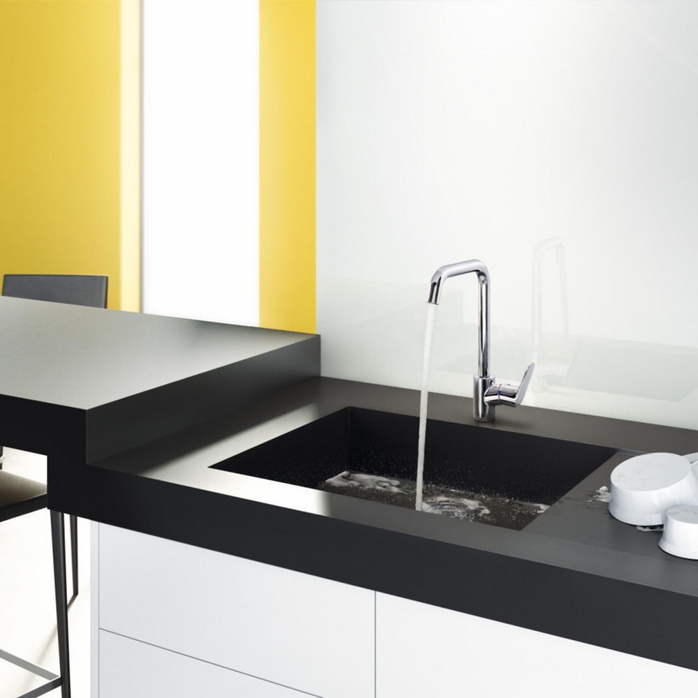 Köksblandare Hansgrohe Focus med Svängbar J-Pip