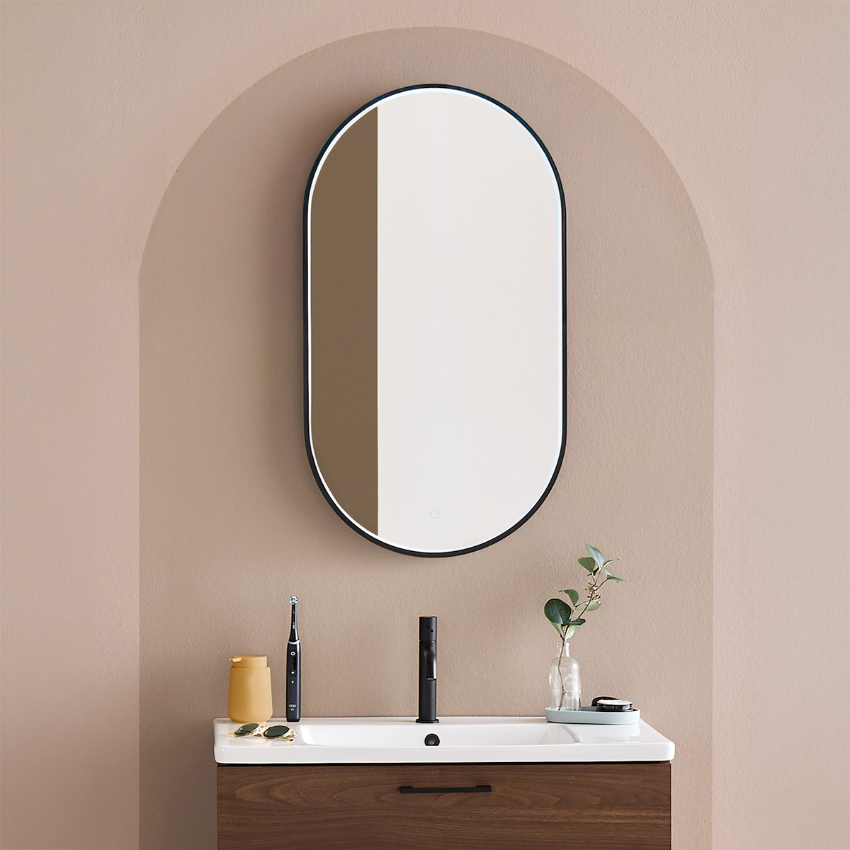 Spegel Noro Mood Oval med LED-belysning