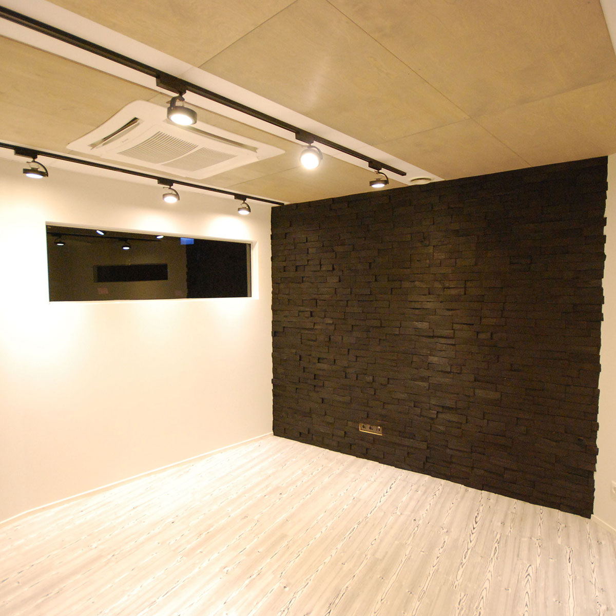 Veggpanel Emotionwood Noble 23