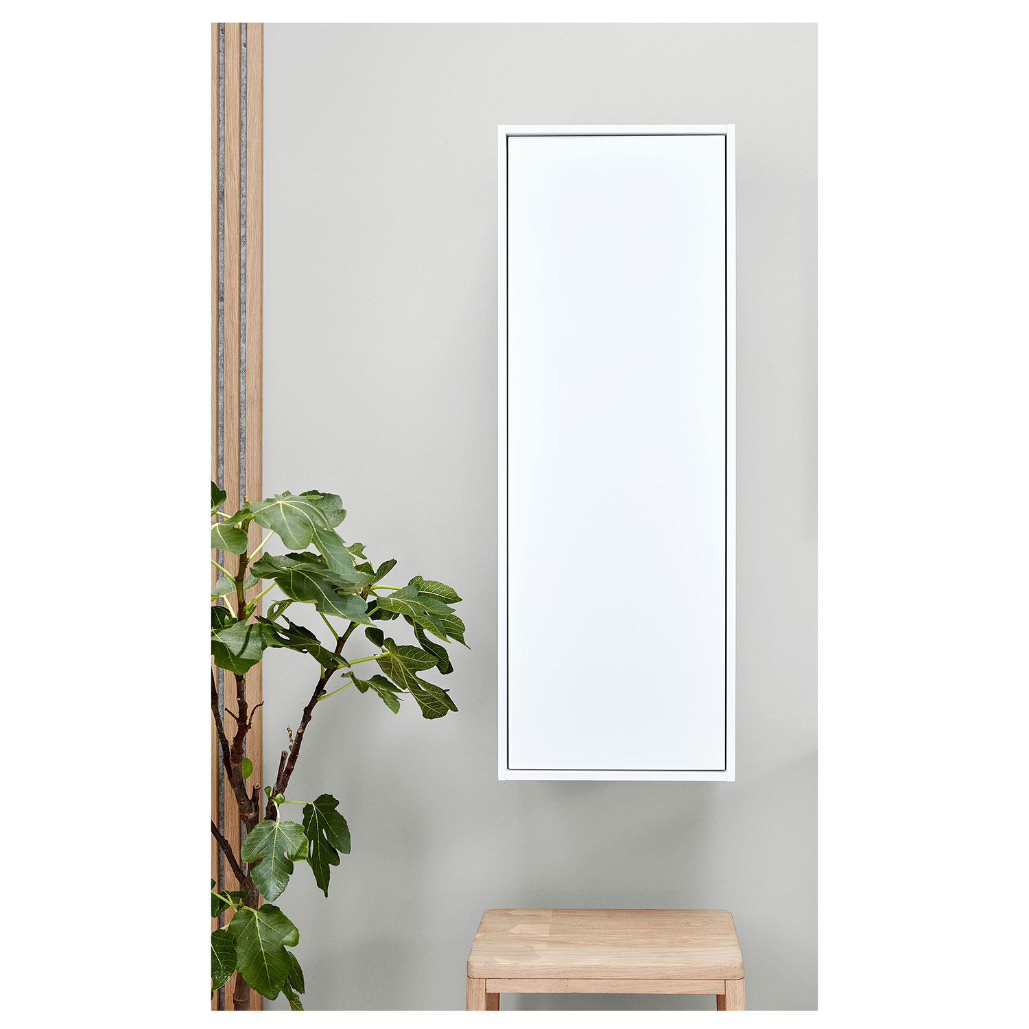 Högskåp Ifö Sense Art med en Dörr