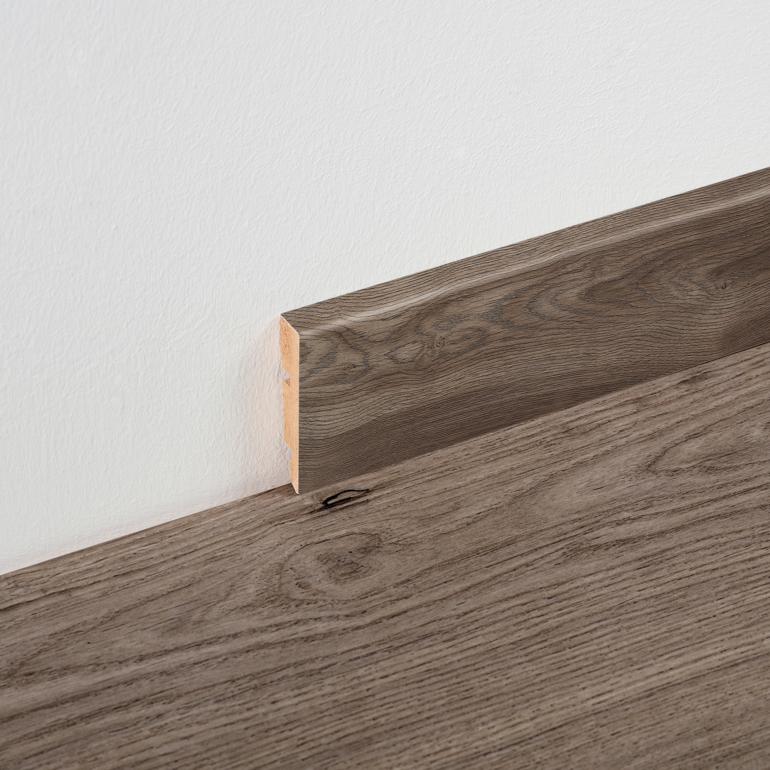 Sokkellist BerryAlloc Glorious XL Jazz Brun