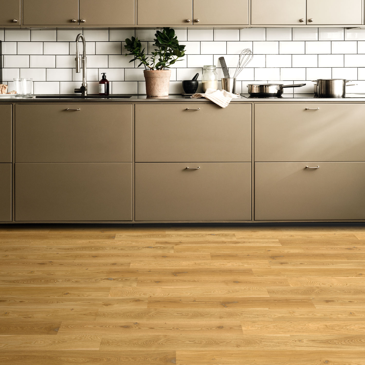 Parkett Pergo Lofoten Natural Oak