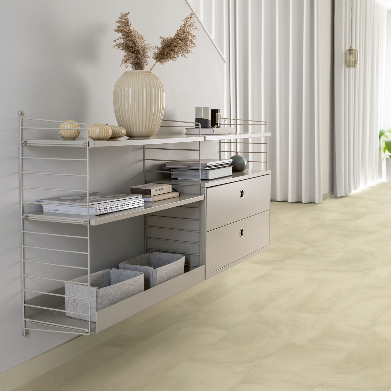 Vinylgulv Pergo Isefjord Pad Pro Beige Cemento