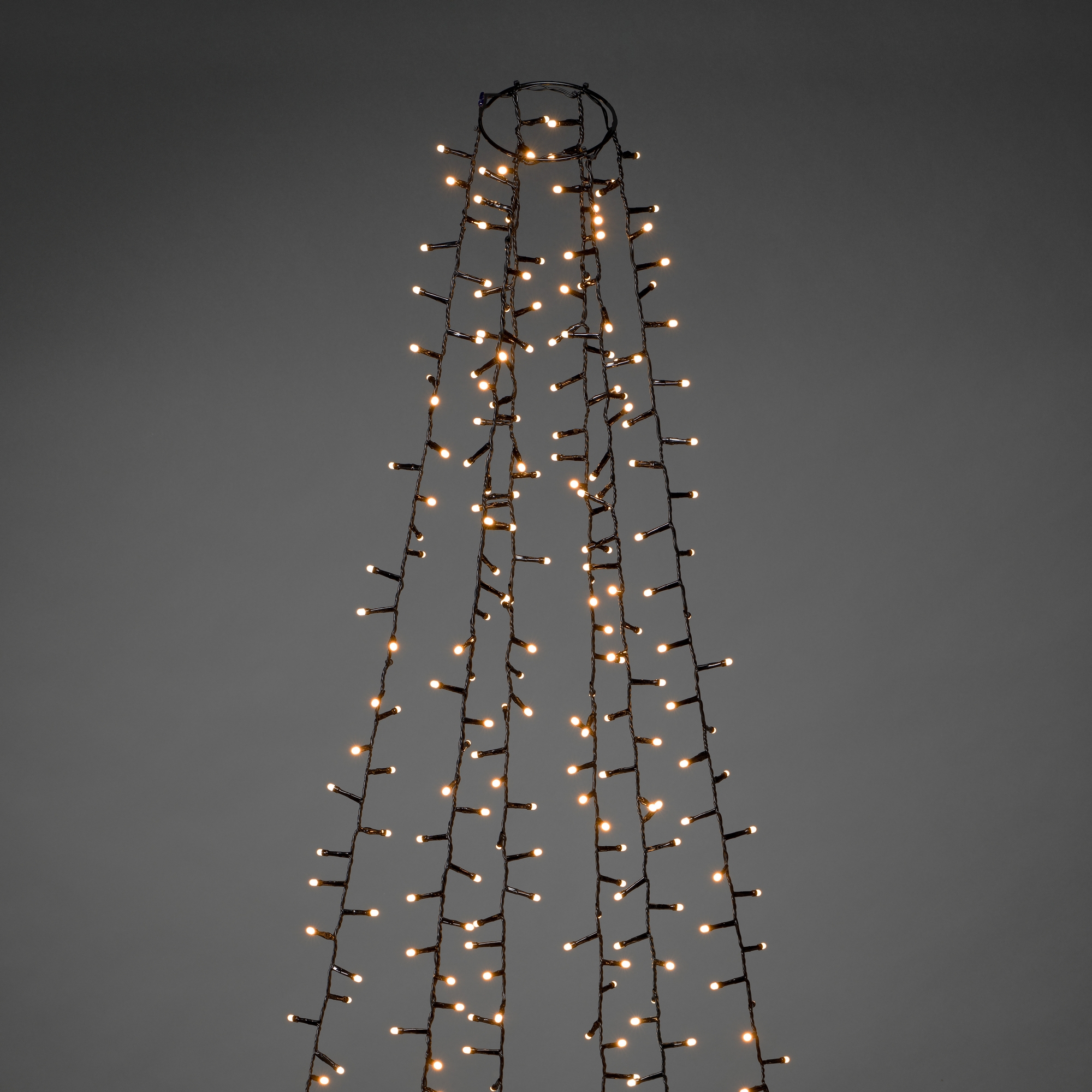 Juletrelys Gnosjö Konstsmide Cluster Frost 110/180x6 30V