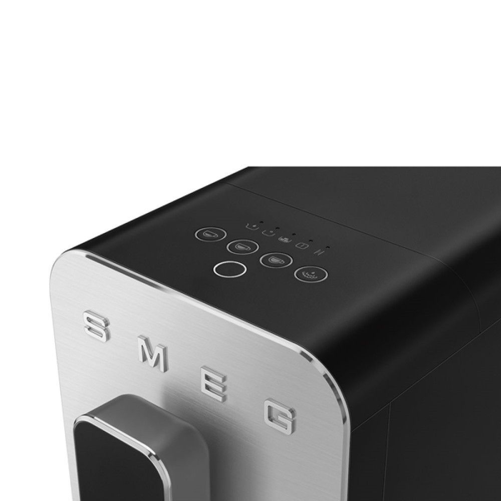 Espressomaskin Smeg BCC12BLMEU Kompakt Design med Innebygd Kaffekvern