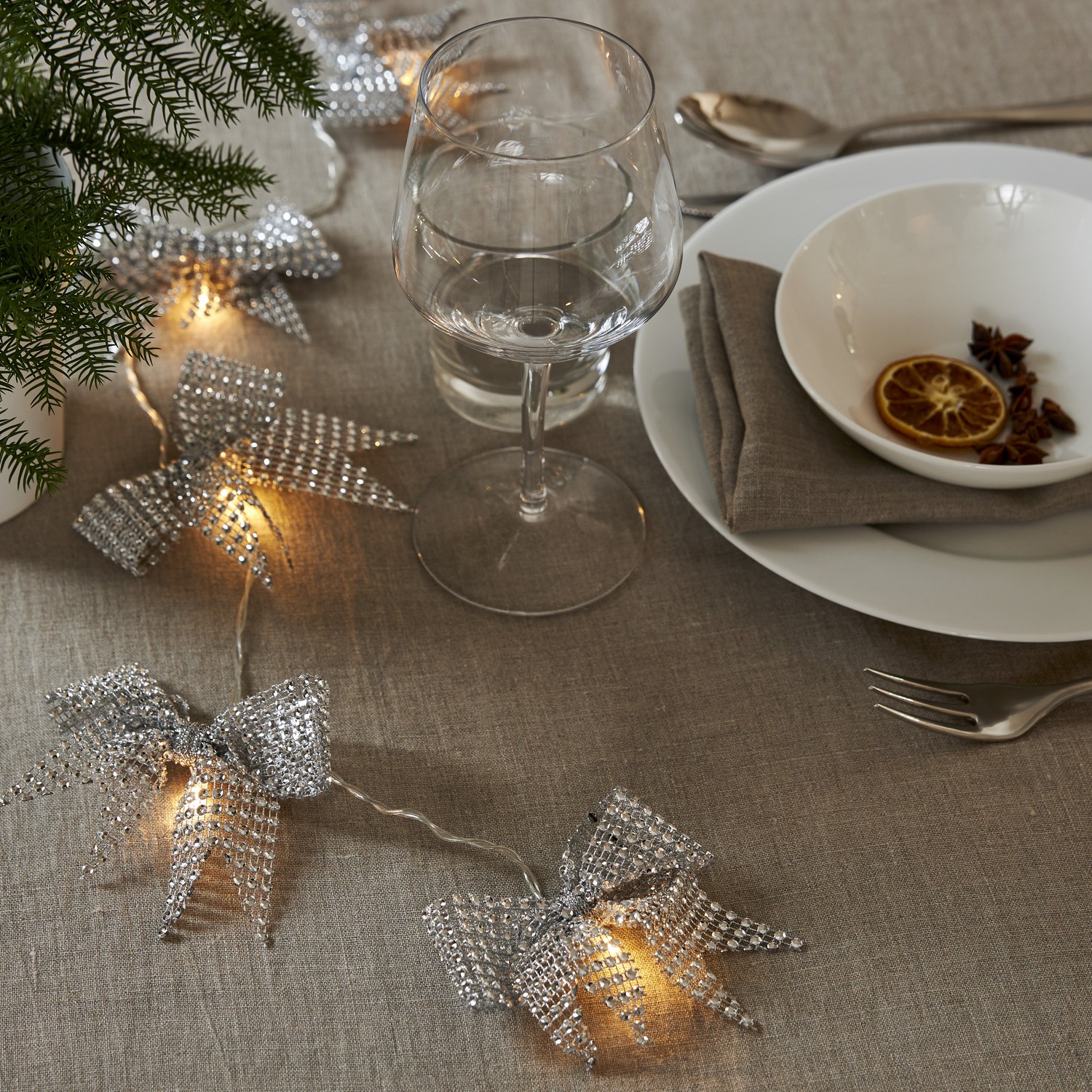 Lyslenke Star Trading Bowie