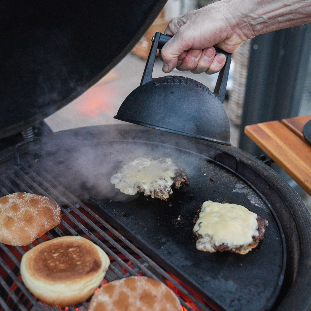 Burger Dome Kamado Sumo Grillpress