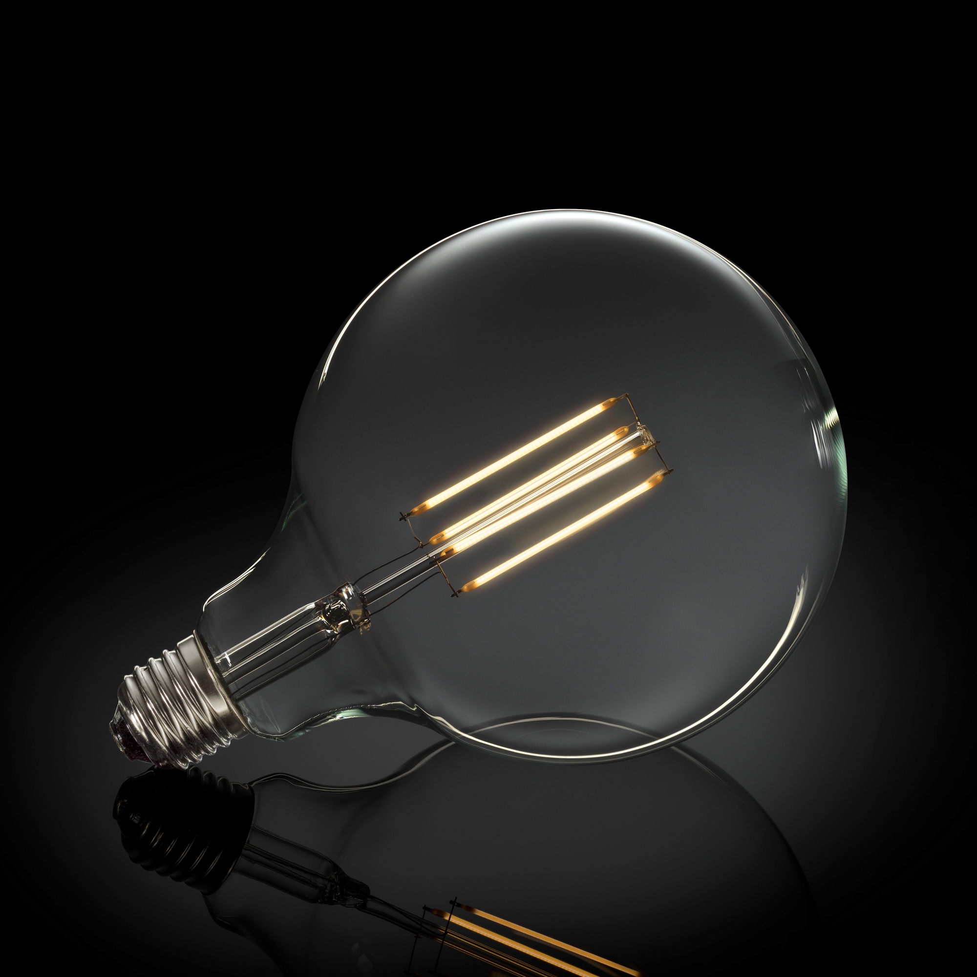 Glödlampa Gnosjö Konstsmide LED E27 125 mm Klot 4W 2200K 230V Klar