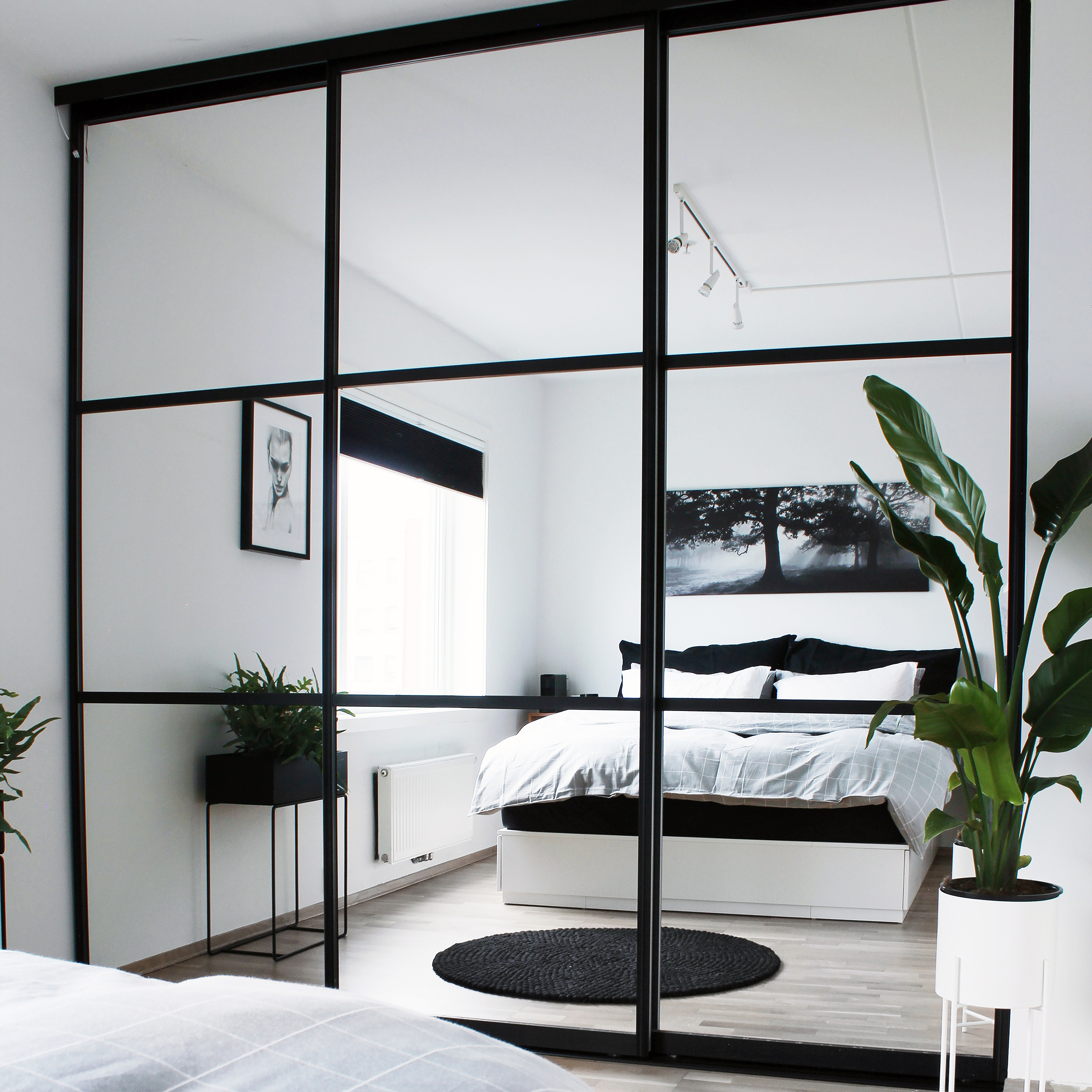 Skjutdörr Elfa Forma Trio Melamin Exklusiv/Spegel, Profil: Vit