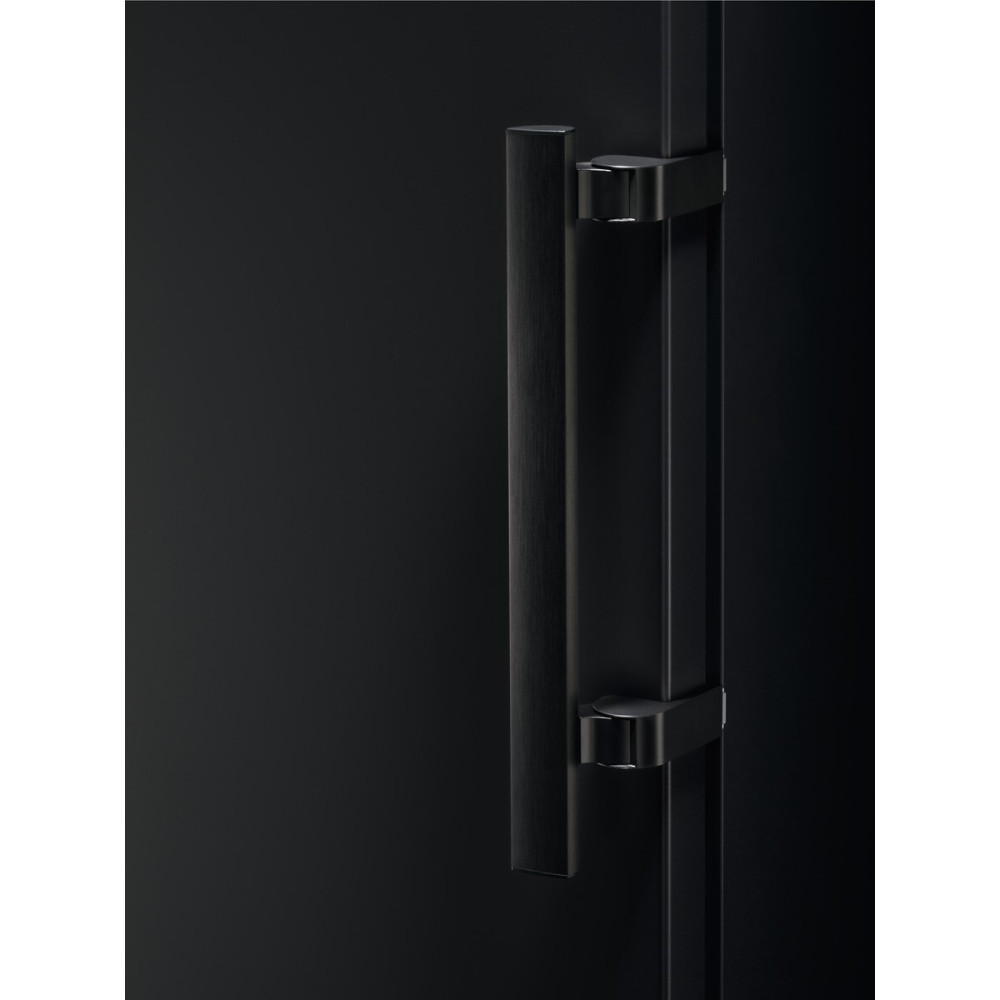 Kjøl/FrysPakke Electrolux ERS3DE39K + EUT6NE28K Sort