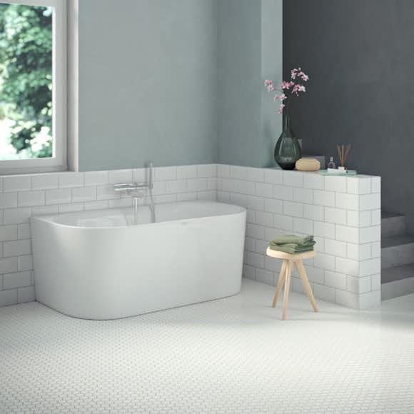 badkar nordhem hovås i mot vägg