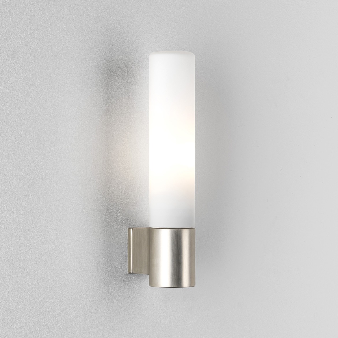 Vägglampa Astro Bari Matt Nickel