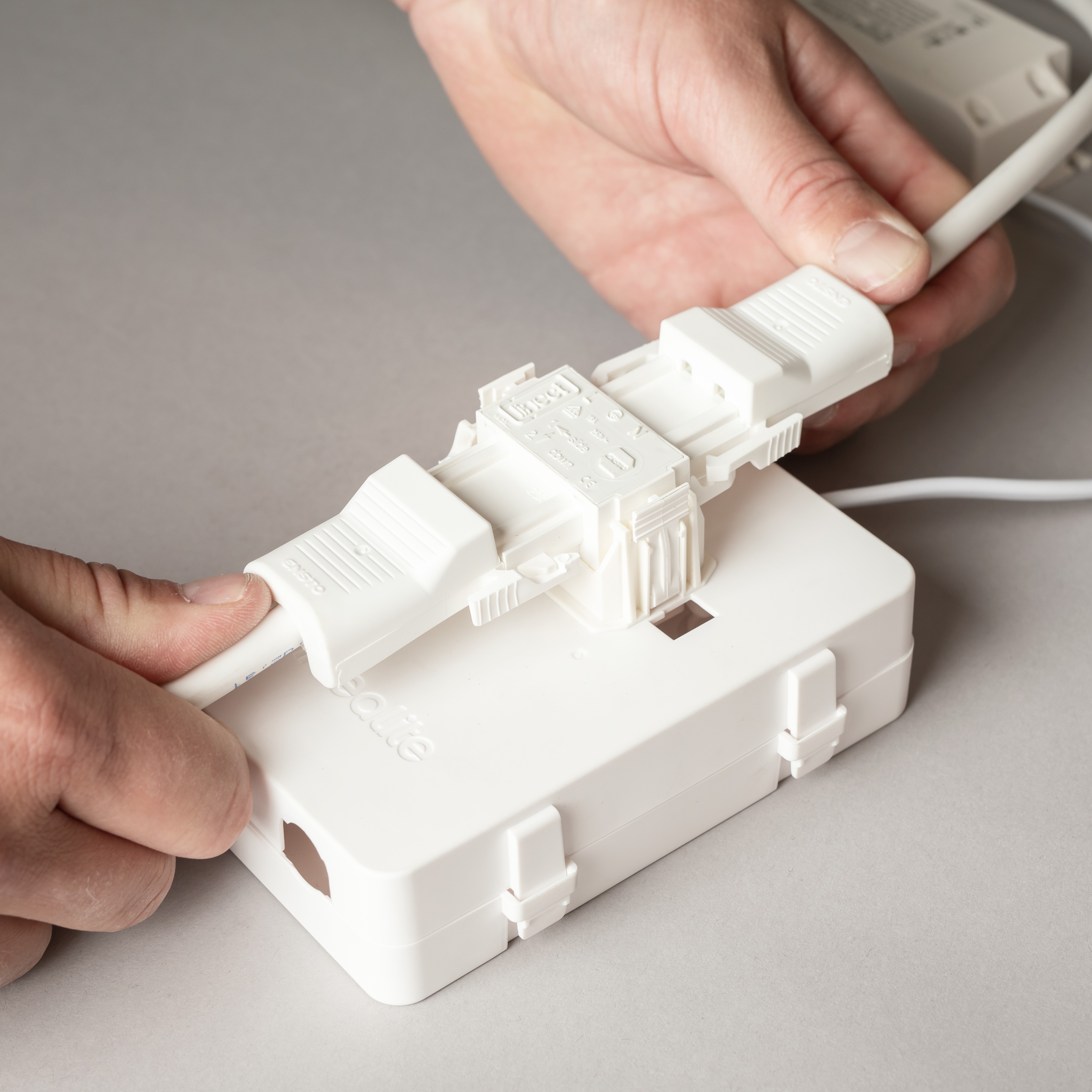 Koblingsboks Hide-a-lite Q-Box Mini 3-pol/Linect