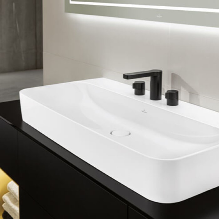 Tvättställsskåp Villeroy & Boch Finion med 3 Lådor Hylla och Bänkskiva för Ocentrerat Tvättställ från Artis & Collaro