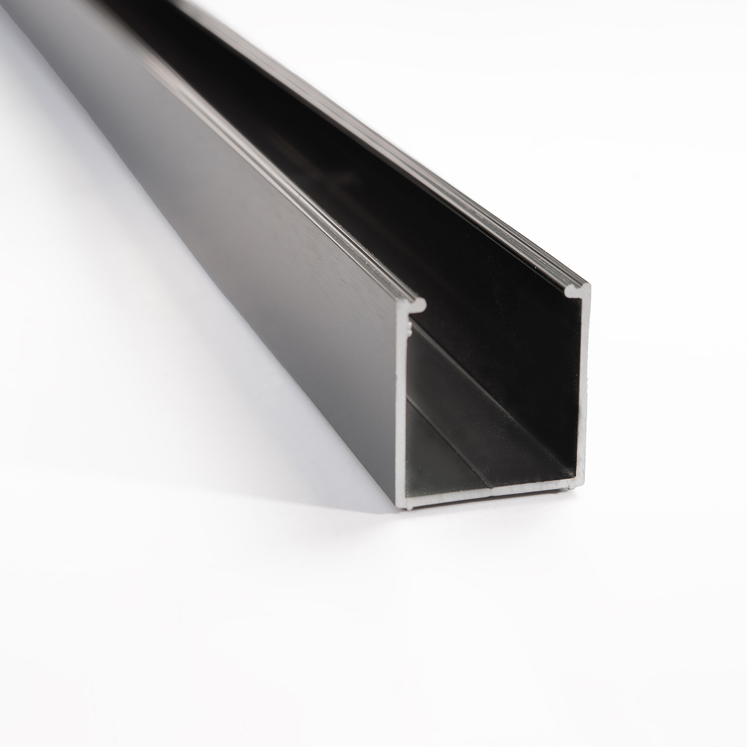 Breddningsprofil Macro Design Empire | badrum - duschar - tillval-dusch | KakelKungen