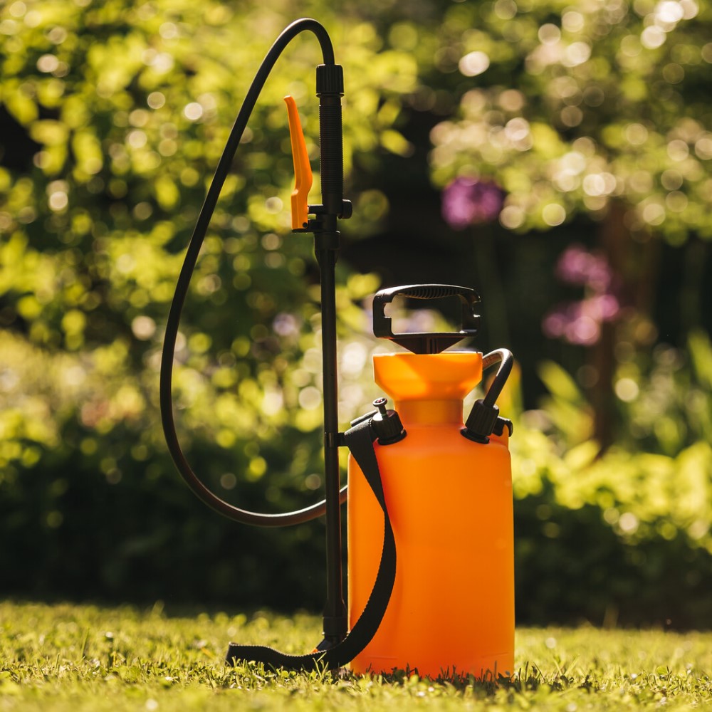 Tryckspruta Fiskars med Bärrem 5L