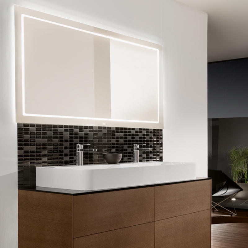 Badrumsspegel Villeroy & Boch Finion med Belysning