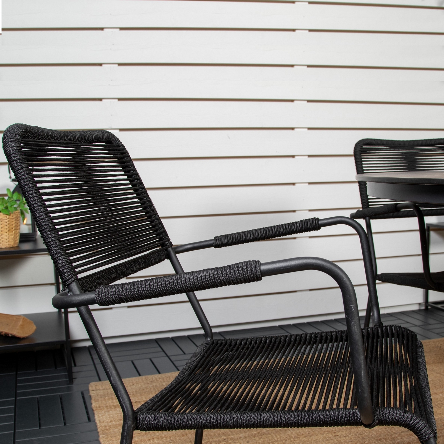 Spisegruppe Venture Home Lea Ø120 med 4 Leon Lenestoler