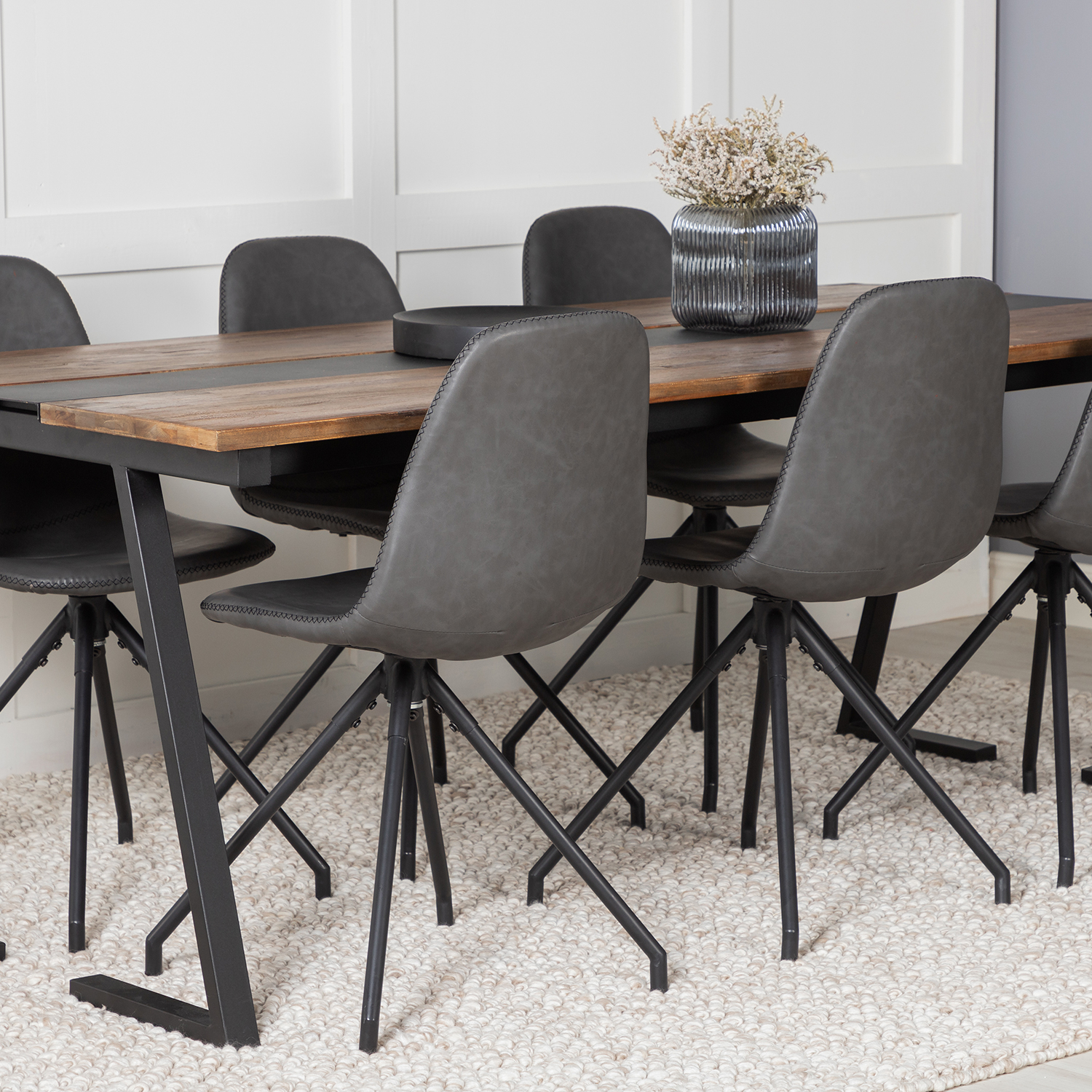 Spisegruppe Venture Home Jane med 6 Pobbie Svingfunksjon Stoler Kunstlær