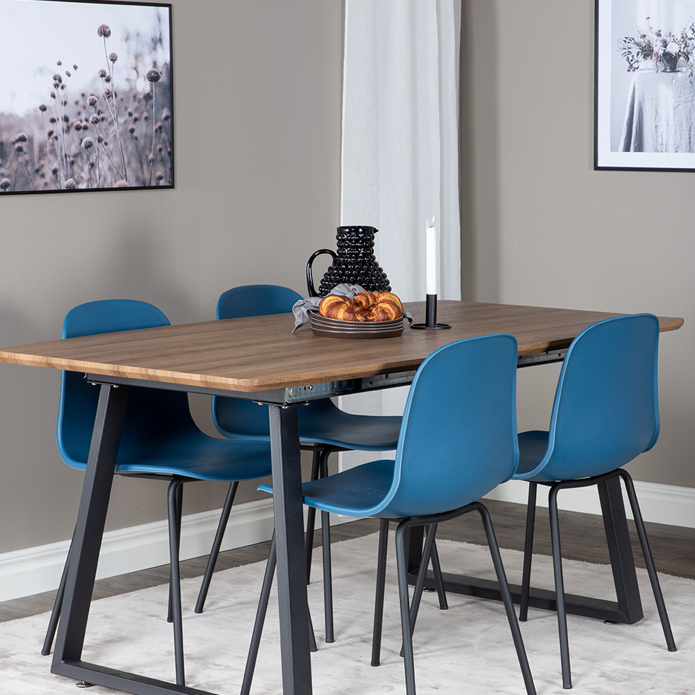 Spisegruppe Venture Home Ina med 4 Ardi Stoler