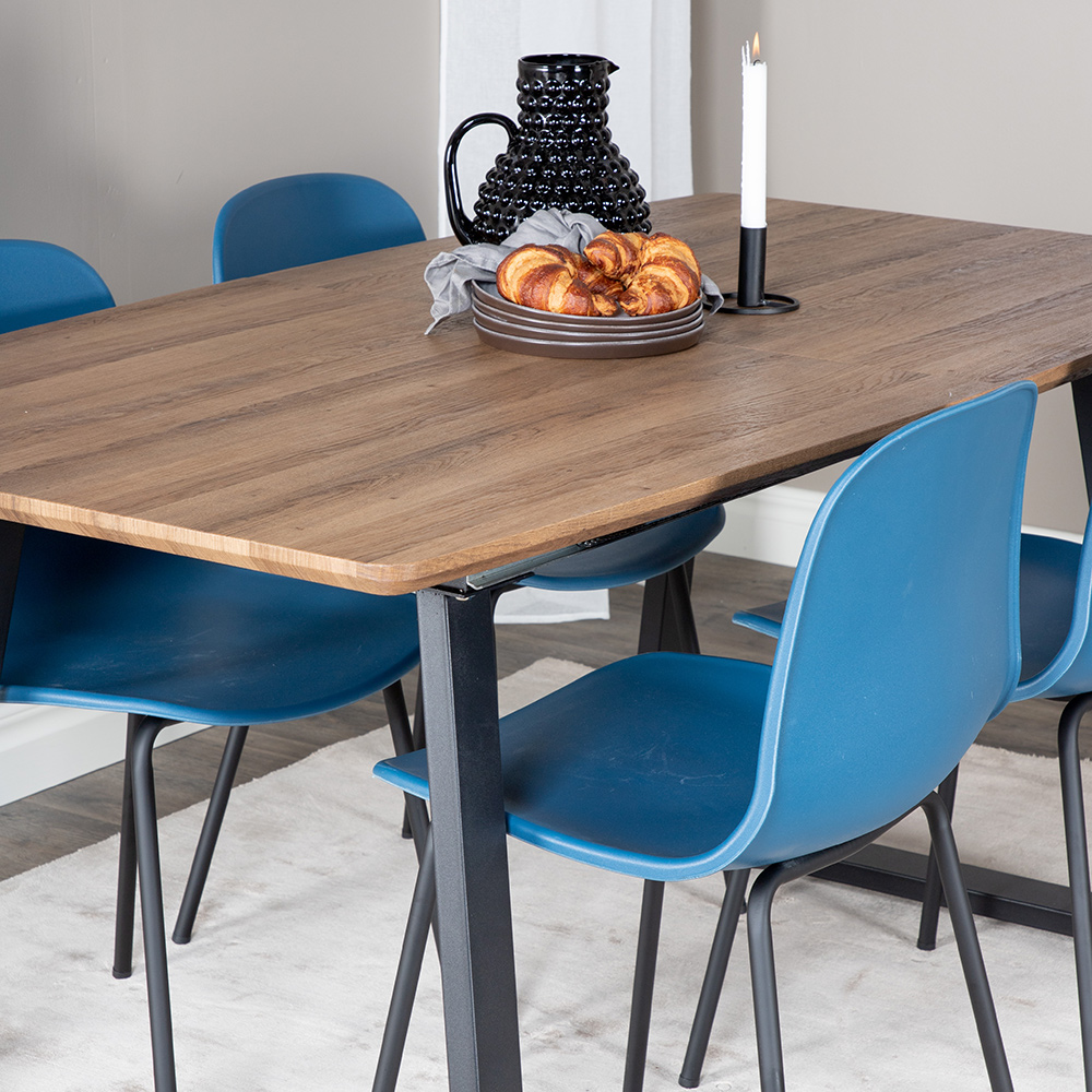 Spisegruppe Venture Home Ina med 4 Ardi Stoler