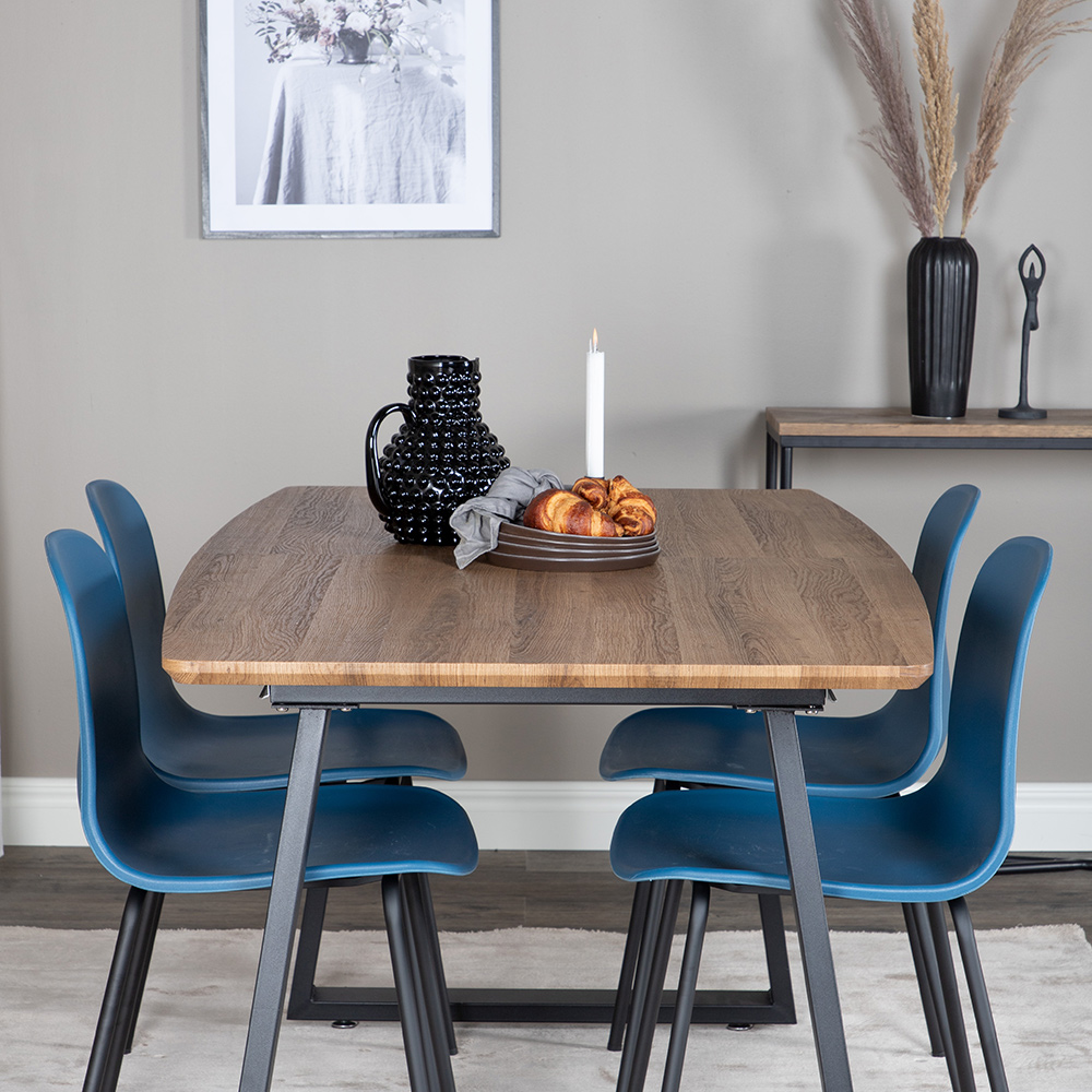 Spisegruppe Venture Home Ina med 4 Ardi Stoler