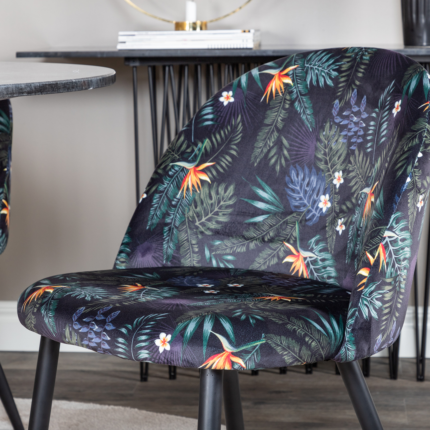 Spisegruppe Venture Home Estelle med 4 Valentina Stoler Polyester