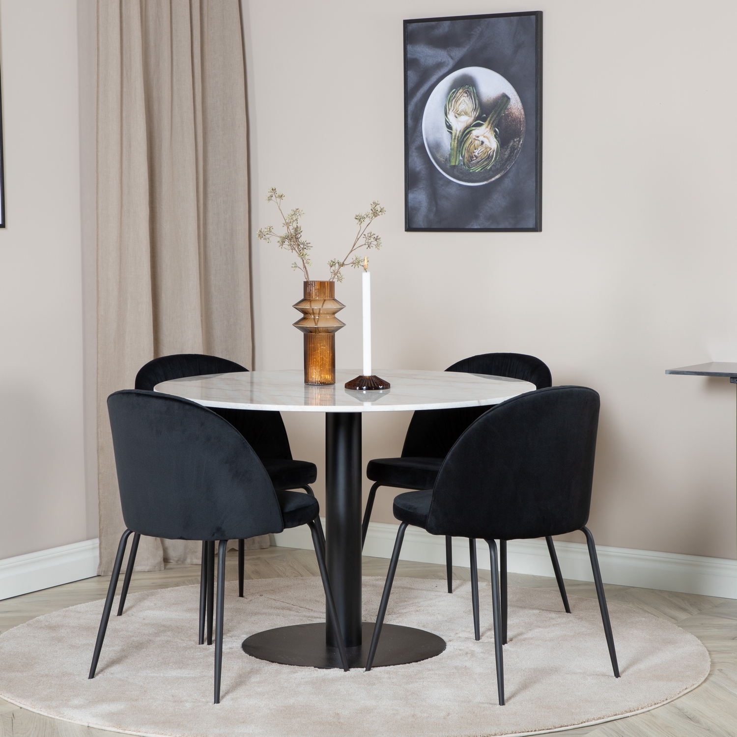 Spisegruppe Venture Home Estelle med 4 Wrigley Stoler Fløyel